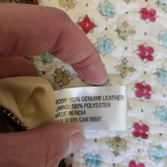 Lucky Brant tan leather purse - Picture 2 of 13